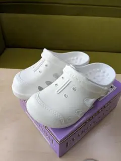 Item thumbnail for item 56007a3d-c3fc-4d70-b9d6-694ccb304f70