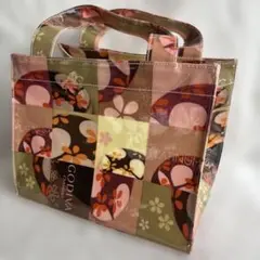 Item thumbnail for item 7ac1176d-c499-43fe-bbce-86227c28b17e