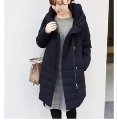 ネイビー フード付きダウンコート　La TOTALITE