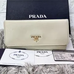 良品　PRADA サフィアーノ　メタルロゴ　オフホワイト　長財布のサムネイル