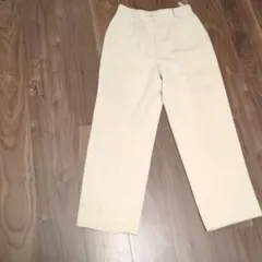LEONARD SPORT カジュアルパンツ ベージュのサムネイル