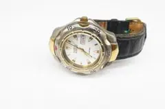 GUESS ホワイトダイヤル 腕時計のサムネイル