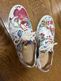 Charlotte Olympia スニーカー 花柄 刺繍のサムネイル