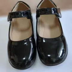 ②18.5cm 黒フォーマルシューズ