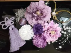 和装振袖袴成人式卒業式等に薄紫の髪飾り