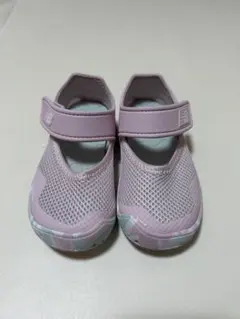 New Balance ベビーサンダル ピンク