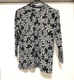 花柄　七分　ロンT 古着　黒　白
