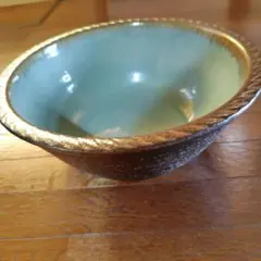 陶器製 メダカ鉢 睡蓮鉢のサムネイル