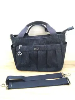 ビザイユ チャーム付 撥水2 WAY ショルダーハンドバック 紺デニム色多収納