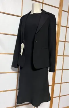 『新品』a.v.vワンピーススーツ