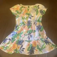 フラワープリント 半袖ワンピース