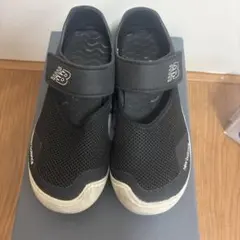 ニューバランス 水陸両用　スニーカー　サンダル　21.5cm