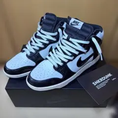 Item thumbnail for item dff5fb49-e5ba-432f-9e5f-43450026a19e