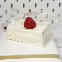 海外スクイーズ　苺のミルクブロック　ぷにぷに　食物系