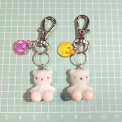 【お買い得】くま　キーホルダー　２個セット　薄いブルー