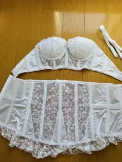 セモアブライダルインナー ブラC65・ウエストニッパー58 2点セット