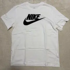 【NIKE】ロゴTシャツ