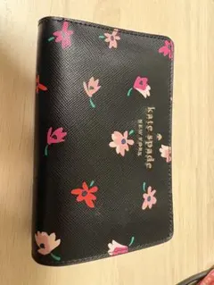 ケイトスペード　財布のサムネイル