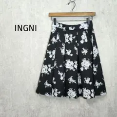イング【М】花柄フレアスカート　ブラック一部ウエストゴム　a6206
