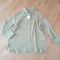 新品★Cutie Blondeのシアーシャツのサムネイル