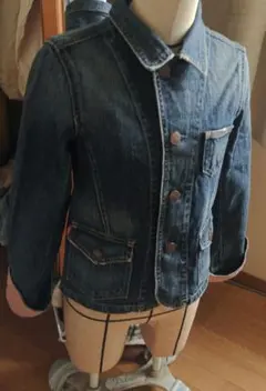 デニムジャケット カジュアル　リーバイスのLADY STYLEシリーズ