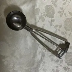 Item thumbnail for item 6f91ee94-f81a-4ff4-9f94-3e82028e1d6d