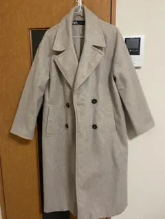 ふ*か様 ZARA ベージュ ダブルブレストコート