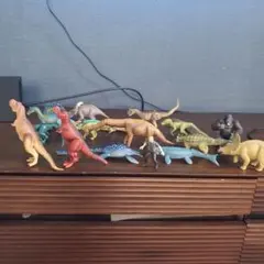 アニアの恐竜フィギュアセット 約20体