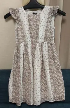 【お値下げ】新品タグ付き ベベ ワンピース 130cm