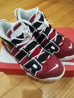 NIKEAIRMOREUPTEMPO96 ナイキエアモアアップテンポ最終値