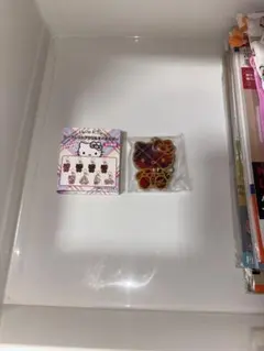 タータンチェック　ハローキティ　アクリルキーホルダー　シークレット　サンリオ