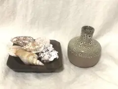 一輪挿しとウッドプレート