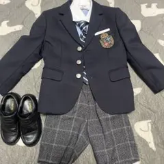 入学式、卒園式の子供用スーツ