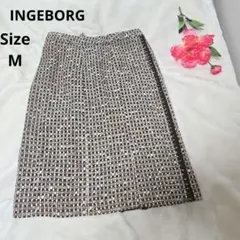 【人気⭐INGEBORG】黒　金　ラメ入り　ツイードスカート　サイズMのサムネイル