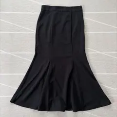 GU/黒 マーメイドスカート
