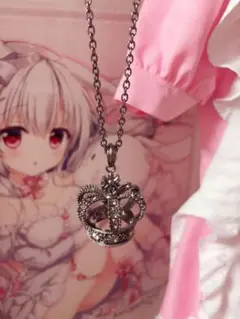 水曜日のアリス 王冠ネックレス 黒