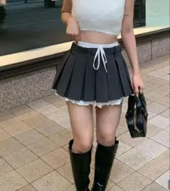 プリーツスカート