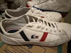 LACOSTE スニーカー ホワイト レッド ネイビーのサムネイル