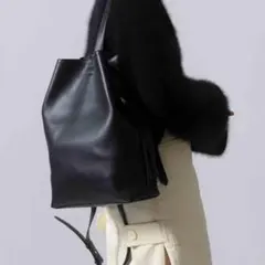 ル ベルニ リュック　レザー　LE VERNISのサムネイル