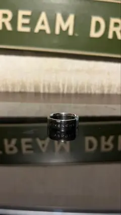 GIVENCHY Spoon ring 22号