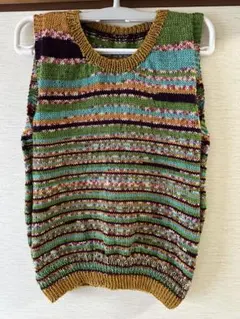 カラフルストライプノースリーブニット