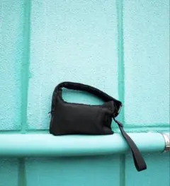 Item thumbnail for item 20576871-3773-46bc-9793-b6f391e15d5e