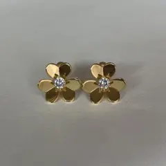 高品質 海外セレブ フラワーピアス ラージモデル ゴールド 三つ葉