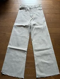 ZARA ベージュ ワイドレッグデニムパンツ