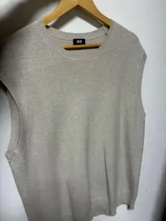 UNIQLO ニットベスト ノースリーブ ベージュ L 春夏 美品