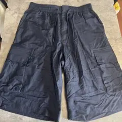 UNIQLO ダークネイビー カーゴショートパンツ Mサイズ