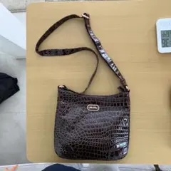 Folli Follie クロコダイル調ダークブラウン ショルダーバッグ