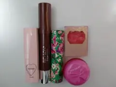 リップ　チーク