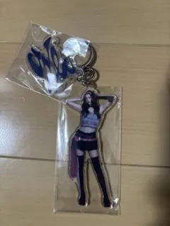 BABYMONSTER チキタ　アクリルチャーム