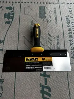 デウォルト(dewalt) 2x4 釘打ち機 D51823 - メルカリ